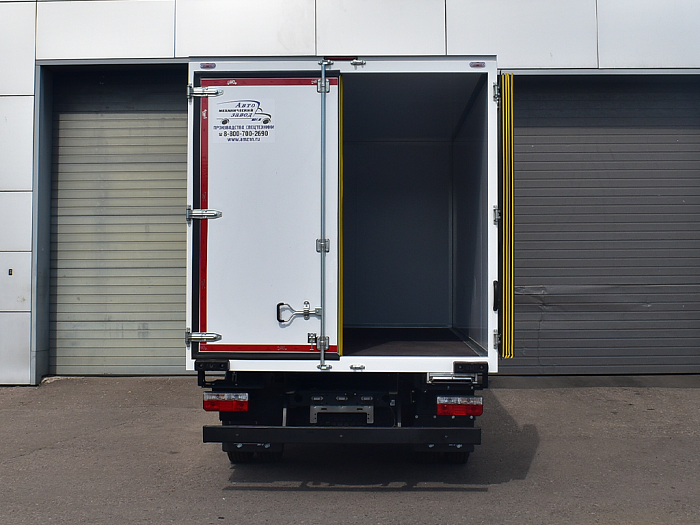 Изотермический фургон DongFeng Z55N